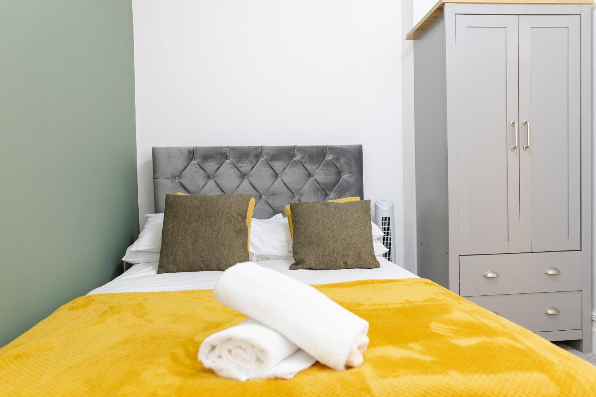 Bay City Studio Apartments Cardiff Exterior foto
